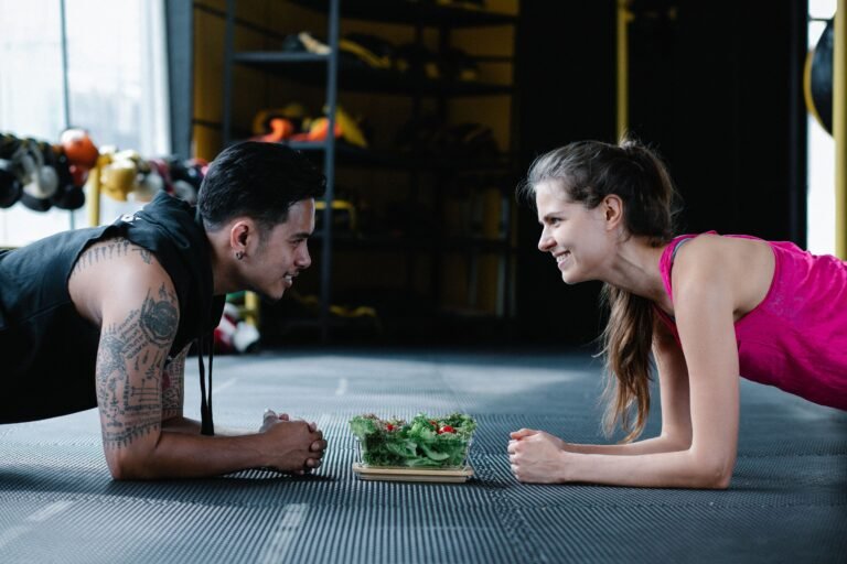 How to Lose Weight Naturally With Food and Fitness