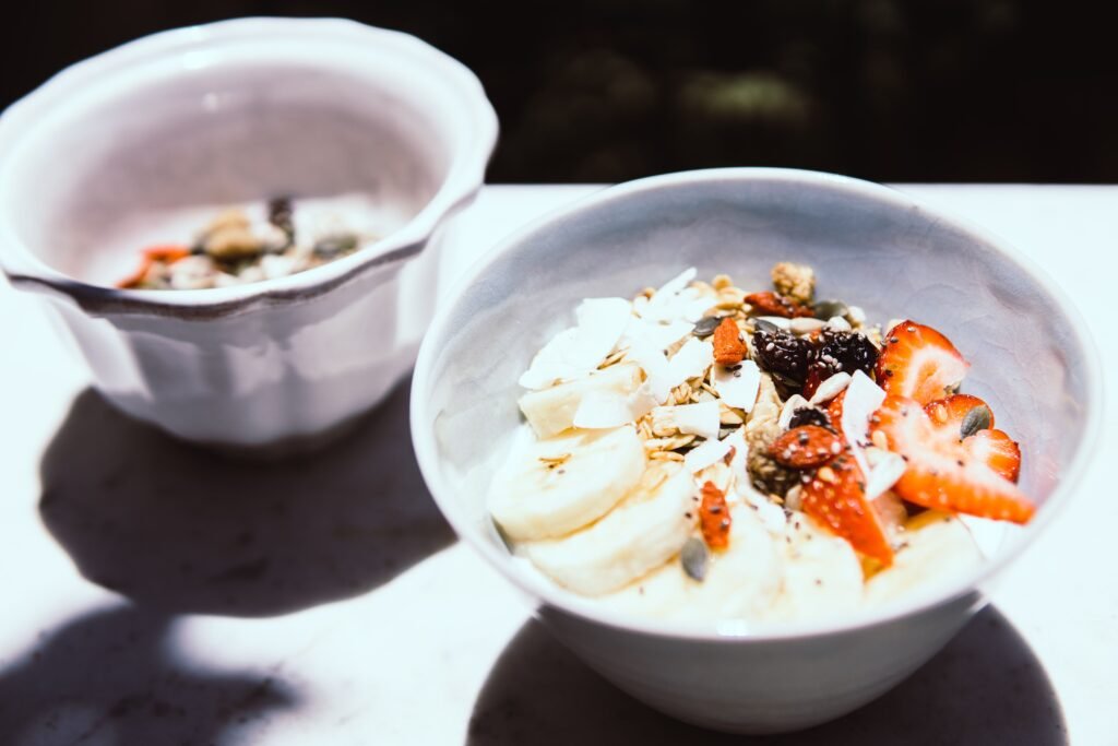 Healthy Breakfast Ideas for Busy Mornings 7 pexels elletakesphotos 1660043
